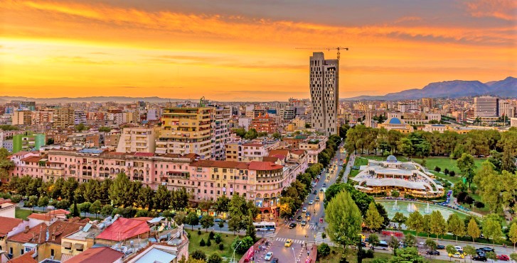 INSTAT: Bie lehtë papunësia, në tremujorin e dytë u ul në 8.5 për qind